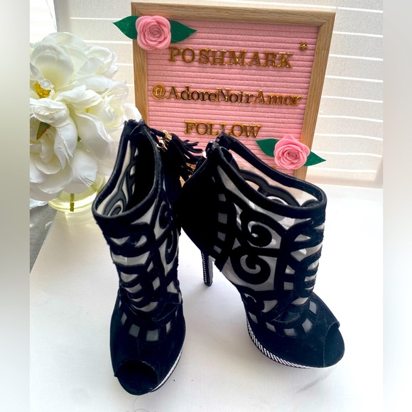 Black Open Toe High Heeled Boots. Once only once. - Picture 3 of 9